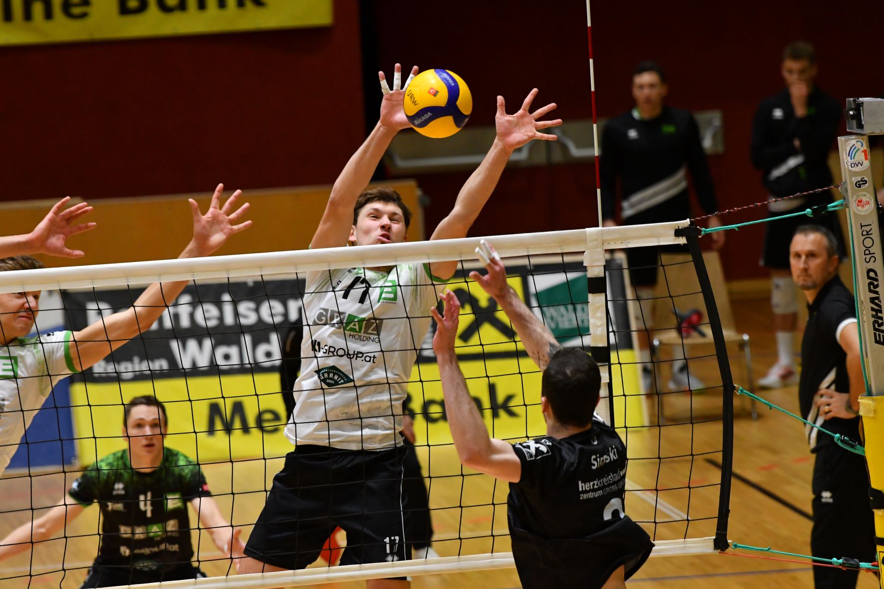 URW eröffnet AVL Toprunde mit Sieg gegen Graz
